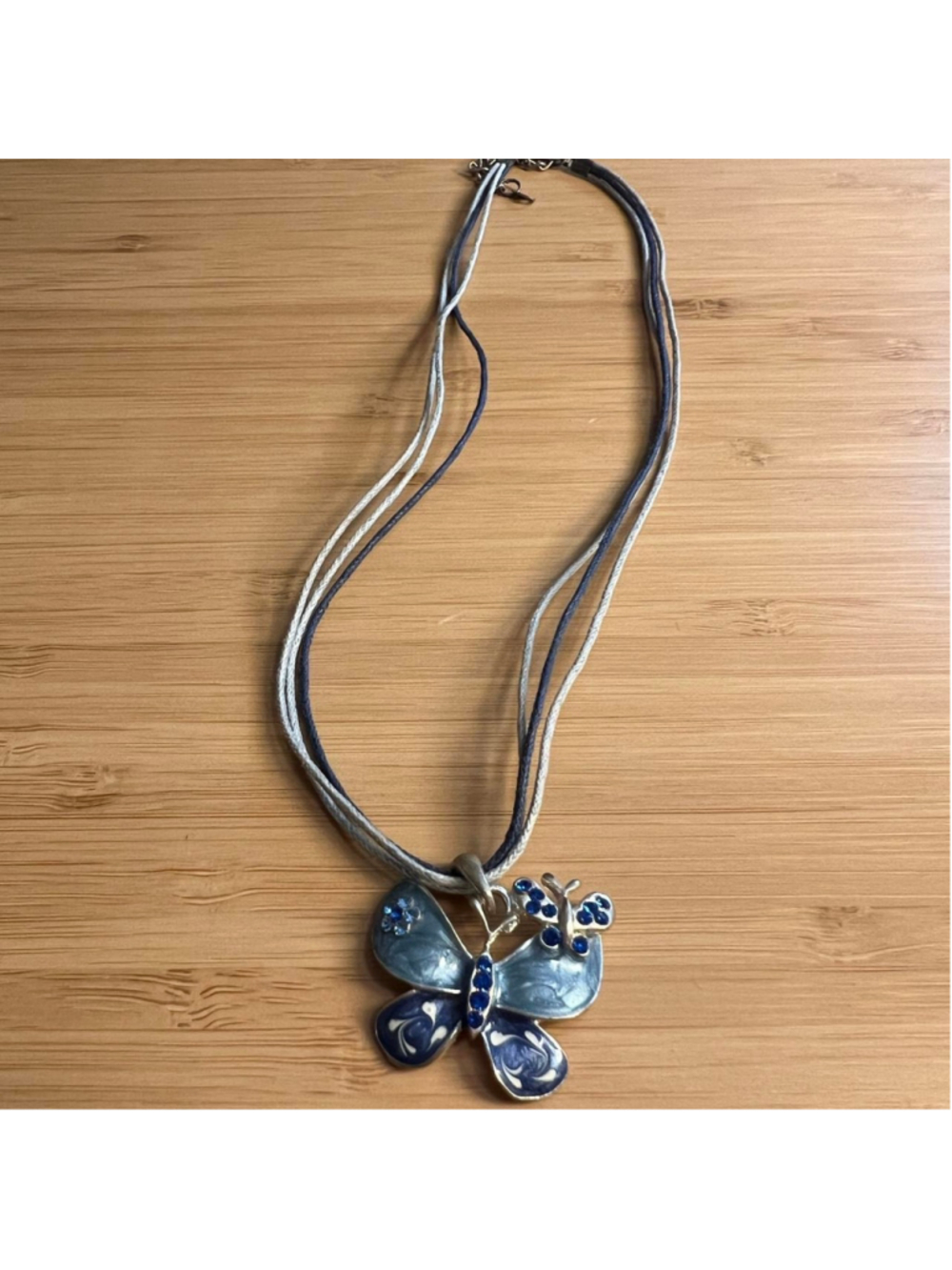 Y2K blue butterfly necklace